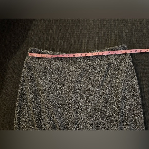 Black and White Pencil Skirt - Picture 2 of 4